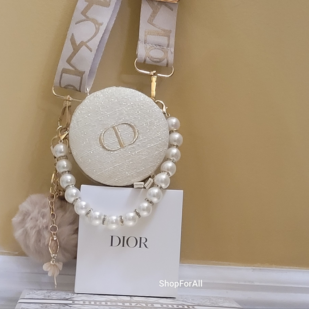 Dior - Picture 7 of 16